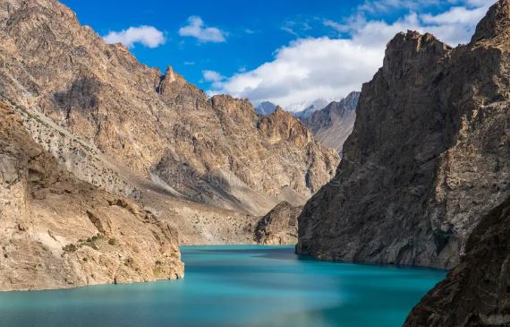 Best Eco-Friendly Places to Visit in Pakistan: Hunza valley