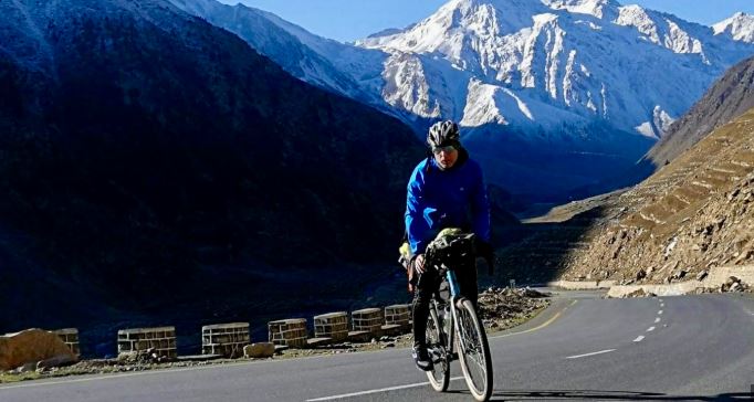 What is the best sustainable transport system in Pakistan: Cycling benefits