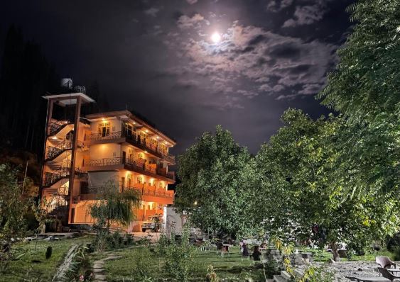 Best eco-friendly accommodations in Pakistan: Karakoram View Hotel