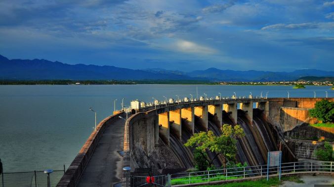 Top Eco-Friendly Hiking Trails in Pakistan Islamabad: Rawal lake trail