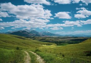 How Can We Reduce the Environmental Impact of Tourism? Powerful Steps Toward a Greener 2025